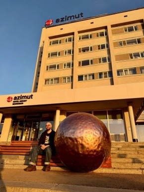 Смотрите, в Нижнем солнце «посадили» на лавочку